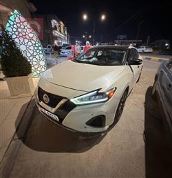 نيسان ماكسيما